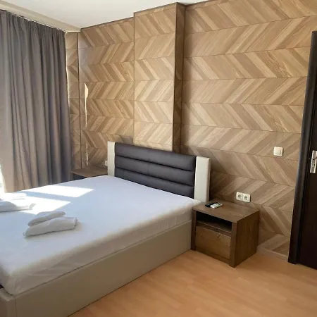 Riverpark Grand Apartamento